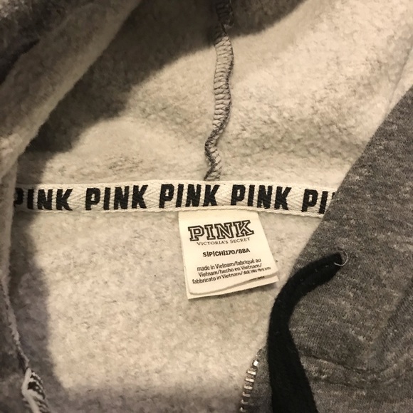 Grey/black PINK Victoria’s Secret Jacket!! - Picture 3 of 3